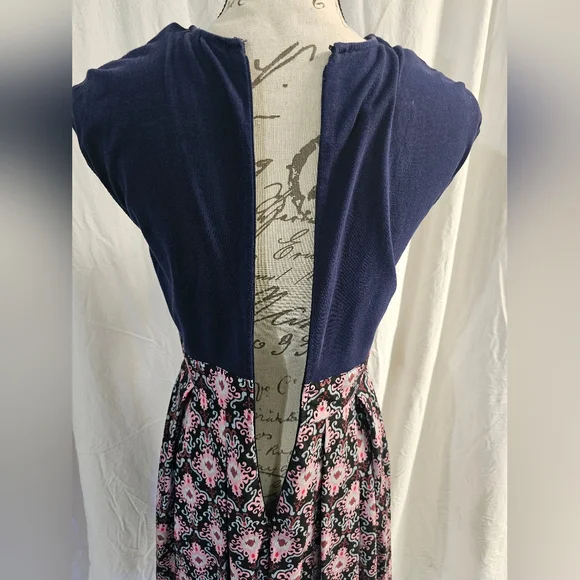 eShakti Blue and Pink A-Line Dress Knee-Length Casual - Picture 4 of 5